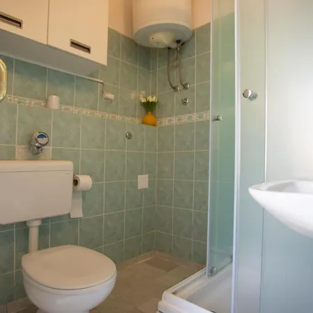 Old Town Historic Core Apartment Split